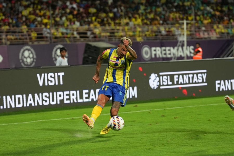 Match Gallery - Kerala Blasters FC vs East Bengal FC